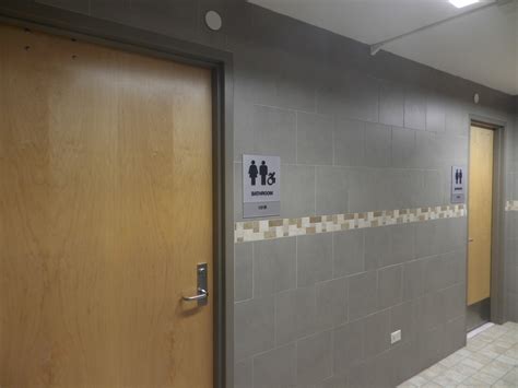 Uf communal bathrooms  pxstxl_panda • 3 yr